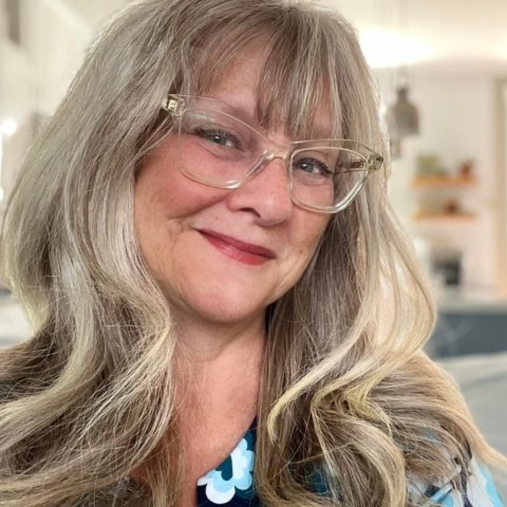 Meet your Posher, Traci